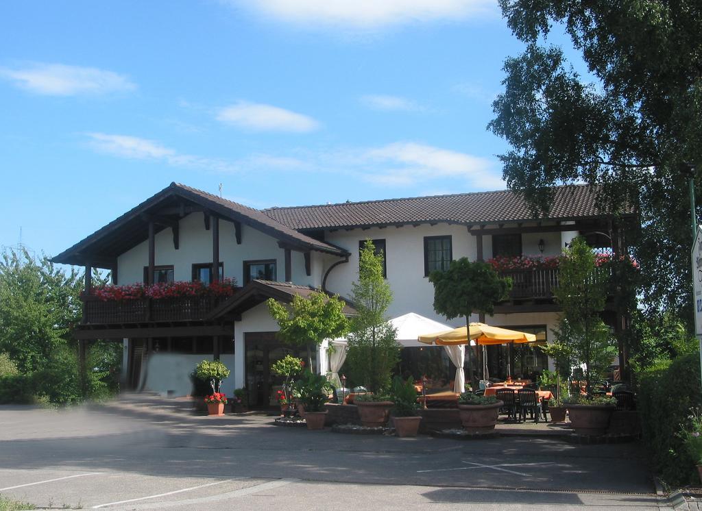 Restaurant Landgasthof Zum Wiesengrund Newel Exterior photo